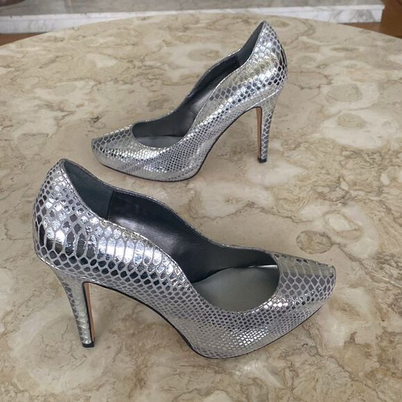 White House Black Market Leather Snakeskin Silver Platform 4” Party Heels - Picture 7 of 12
